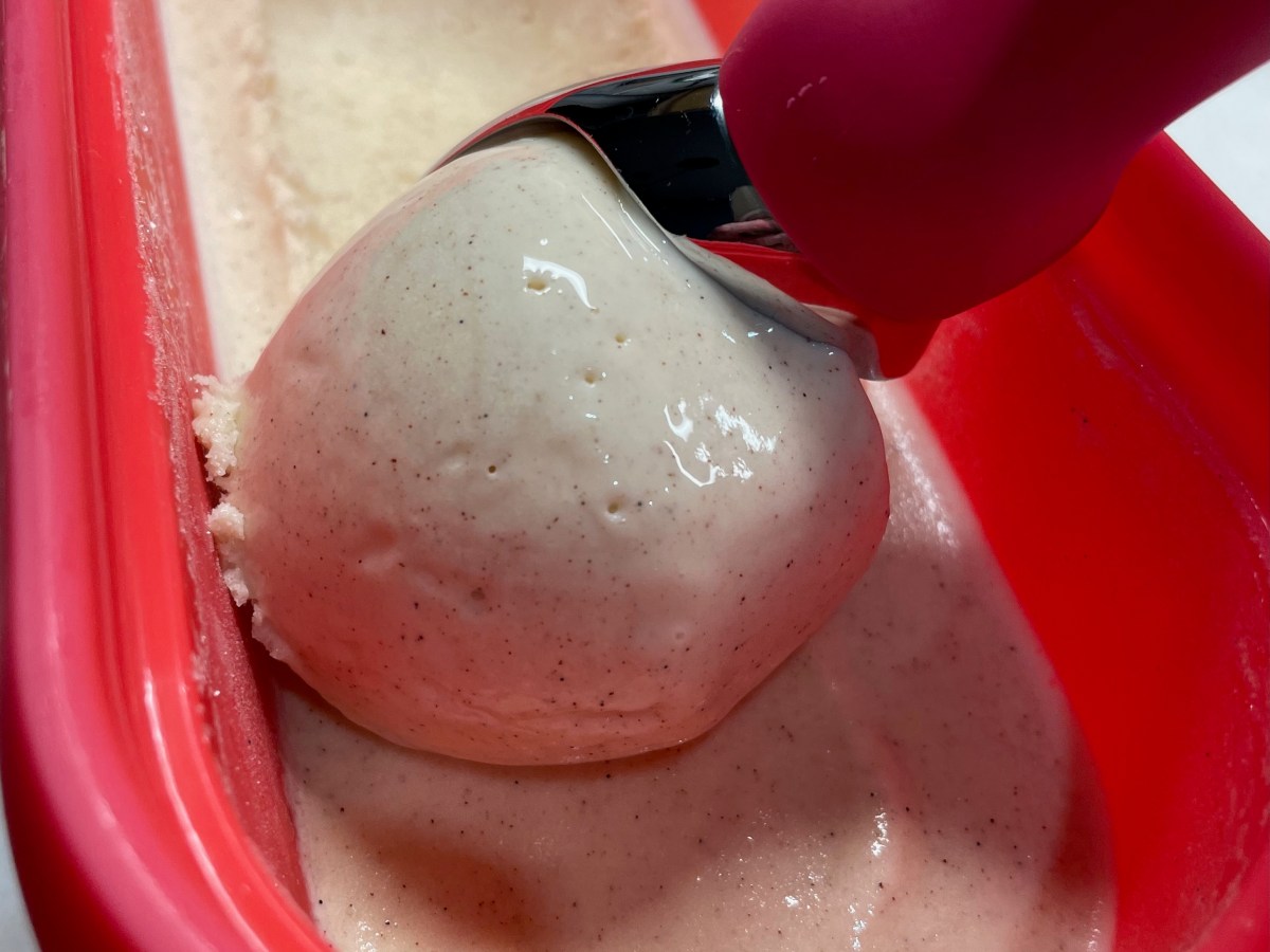 Easy Cinnamon Ice&nbsp;Cream