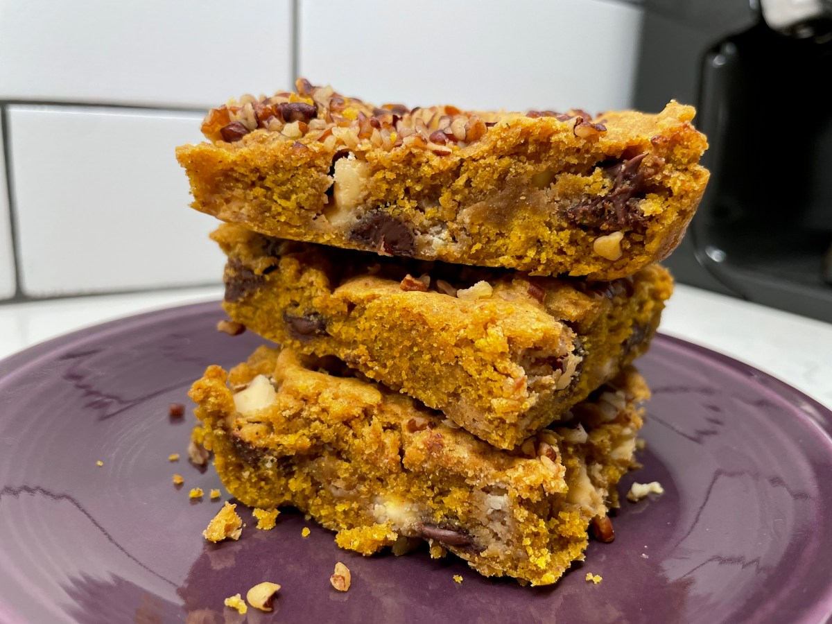 Pumpkin Chai Blondies