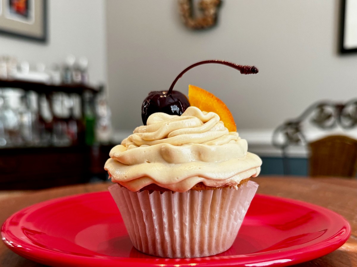 Old Fashioned Cupcakes
